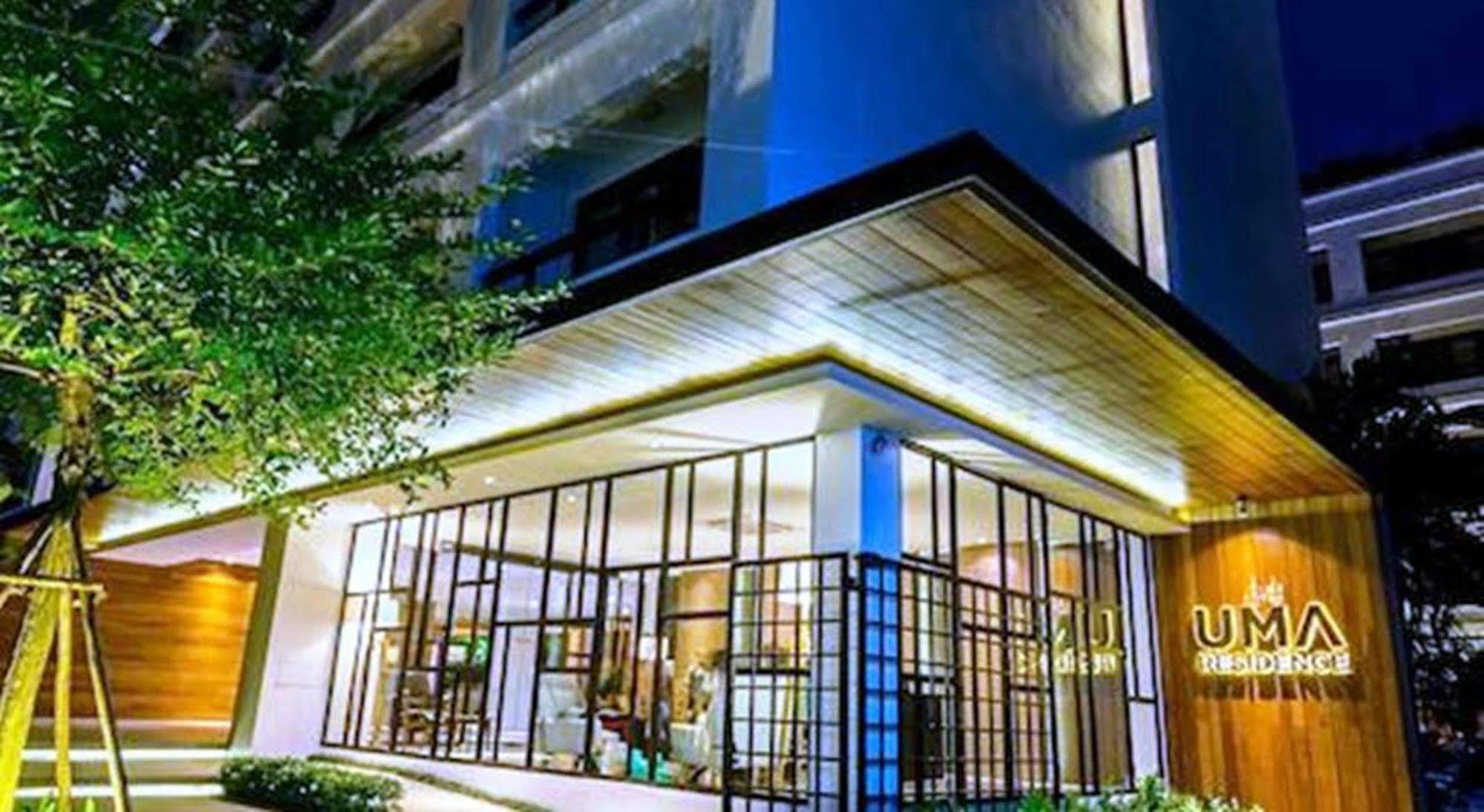 Uma Residence Bangkok Bagian luar foto